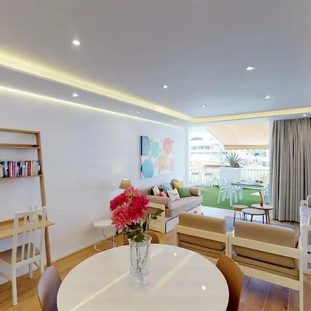 Lightbooking Vista Nautica Playa Paraiso *